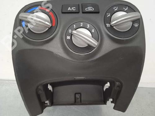 Used Climate control KIA RIO II (JB) 1.4 16V (97 hp) 3447203