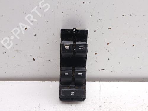 Used Left front window switch Left front window switch HYUNDAI i40 I (VF) 1.7 CRDi (136 hp) 12469498 12469498