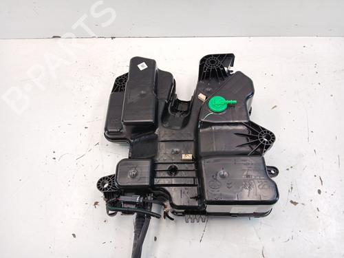 Used AdBlue tank AdBlue tank TOYOTA PROACE Van (MDZ_) 1.5 D4d (MDZ1) (120 hp) 33318893 33318893