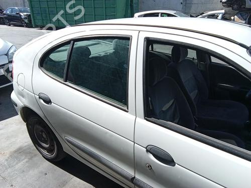 Used Right rear door Right rear door RENAULT MEGANE I (BA0/1_) 1.6 16V (BA04, BA0B, BA11, BA1J, BA16, BA19, BA1K, BA1V,... (107 hp) 40259306 40259306