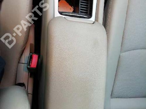 Used Armrest / Center console MERCEDES-BENZ CLC-CLASS (CL203) CLC 160 (203.731) (129 hp) 11528673