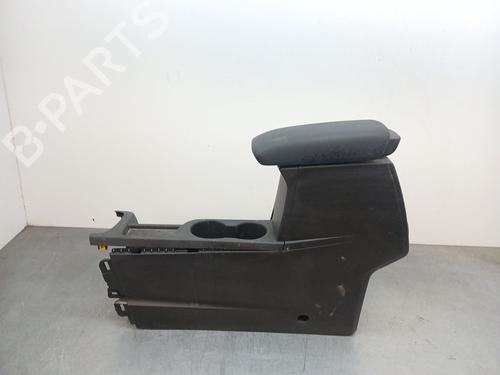 Used Armrest / Center console Armrest / Center console RENAULT CAPTUR II (HF_) LPG (HFMT) (101 hp) 39530809 39530809