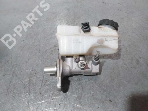 Used Brake master cylinder DACIA SANDERO II 1.5 dCi 75 / Blue dCi 75 (B8JW, B8M4, B8AH, B8M7, B8M6) (75 hp) 6037756