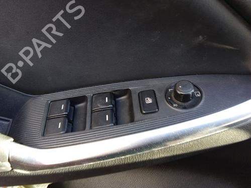 Used Left front window switch Left front window switch MAZDA CX-5 (KE, GH) 2.2 D (KE2FW) (150 hp) 40538431 40538431
