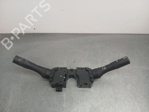 switch-nissan-juke-f15-2010-2011-2012-2013-2014-2015-2016-2017-2018-2019-32235046 main image