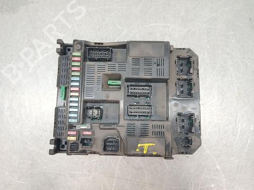 Used Fuse box Fuse box PEUGEOT 307 (3A/C) 1.6 16V (109 hp) 34157583 34157583