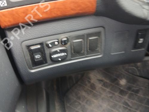 Used Right mirror TOYOTA AVENSIS (_T25_) 2.2 D-4D (ADT251_, ADT251R) (150 hp) 29244613