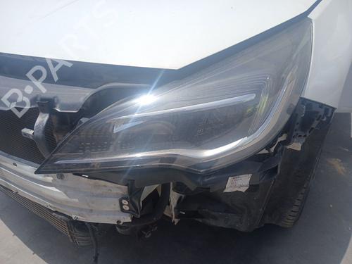 Lyskaster venstre Lyskaster venstre OPEL ASTRA K Sports Tourer (B16) 1.6 CDTi (35) (110 hp) 36754559 36754559
