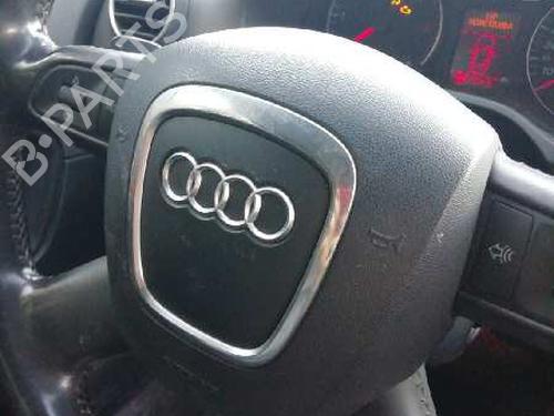 Used Driver airbag AUDI A3 (8P1) 2.0 TDI 16V (140 hp) 15894162