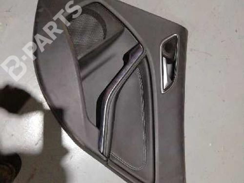 Guarnecido puerta trasera derecha MERCEDES-BENZ GLA-CLASS (X156) GLA 200 CDI / d (156.908) (136 hp) 5814169