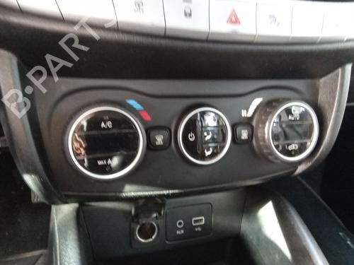 Mando climatizador Mando climatizador FIAT TIPO Estate (356_, 357_) 1.4 LPG (356WXF1B) (120 hp) 37496033 37496033