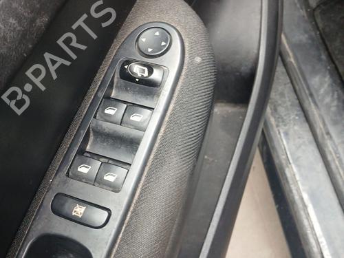 Used Left front window switch PEUGEOT 307 SW (3H) 2.0 HDI 90 (90 hp) 31129862