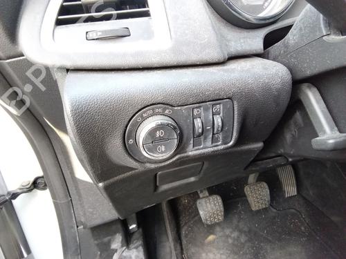Used Headlight switch Headlight switch 39068466 39068466