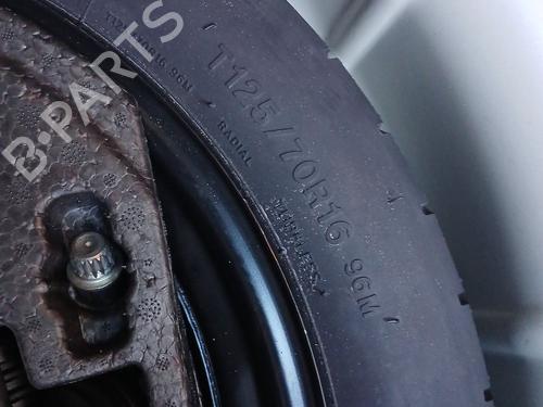 Used Jack Kit VW GOLF V (1K1) 1.9 TDI (105 hp) 31157283