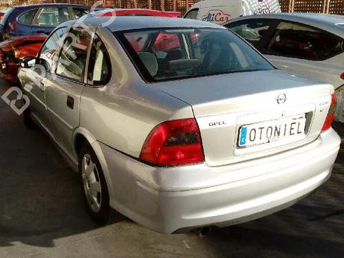 Left taillight OPEL VECTRA B (J96) 1.6 i 16V (F19) | BP2424324C34 