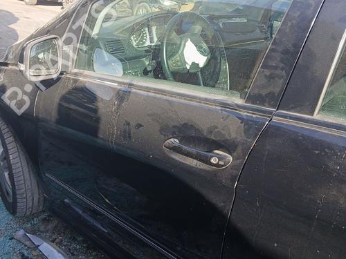Used Left front door Left front door MERCEDES-BENZ B-CLASS Sports Tourer (W245) B 180 CDI (245.207) (109 hp) 31679632 31679632