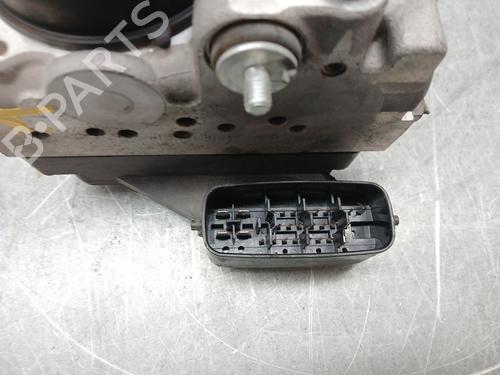 ABS pump LEXUS IS I (_E1_) 200 (GXE10) | BP31827553M43