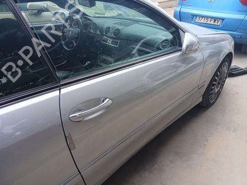 Used Right front door MERCEDES-BENZ CLK (C209) CLK 280 (209.354) (231 hp) 30206416