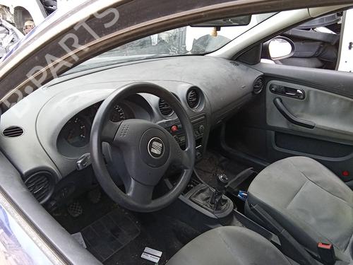 Left tailgate light SEAT IBIZA III (6L1) 1.9 TDI | BP37461277C79 - Image 12