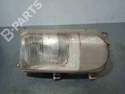 Faro destro NISSAN SERENA (C23) 2.3 D (75 hp) 6713858