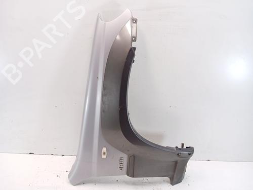 Used Right front fenders Right front fenders 37027089 37027089
