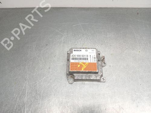 Used ECU airbags ECU airbags PORSCHE CAYENNE (9PA) 3.2 (250 hp) 33718414 33718414