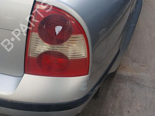 Høyre baklys VW PASSAT B5.5 (3B3) 1.6 (102 hp) 31129848