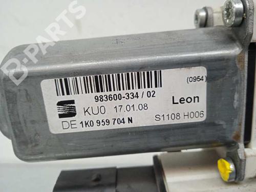 Right rear window motor SEAT LEON (1P1) 1.9 TDI | BP6835654E22 