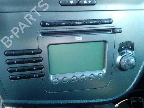 Right front window motor SEAT LEON (1P1) 1.6 | BP5946054E20 
