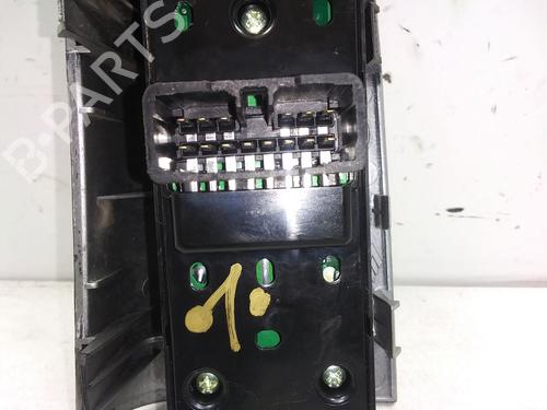 Left front window switch KIA SPORTAGE II (JE_, KM_)  | BP19056984I27