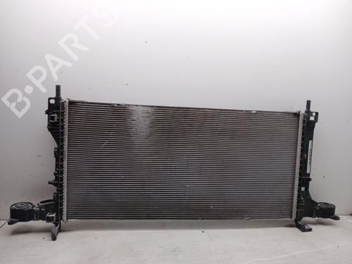 Used Water radiator VOLVO XC40 (536) T5 Plug-in Hybrid (262 hp) 29121217