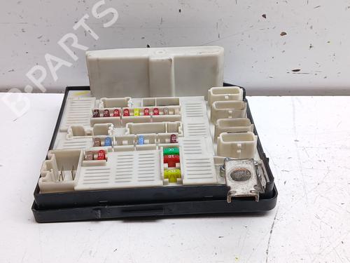 Fuse box RENAULT MEGANE II (BM0/1_, CM0/1_) 1.5 dCi (BM1E, CM1E) | BP32299288E1