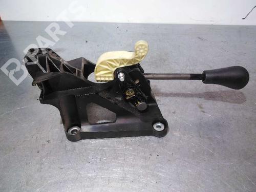 Used Gear lever NISSAN NV200 / EVALIA Bus [2010-2025]  7441956