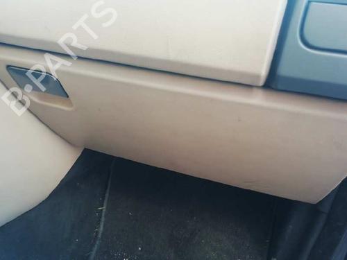 Used Glove box LAND ROVER DISCOVERY III (L319) 2.7 TD 4x4 (190 hp) 13754016