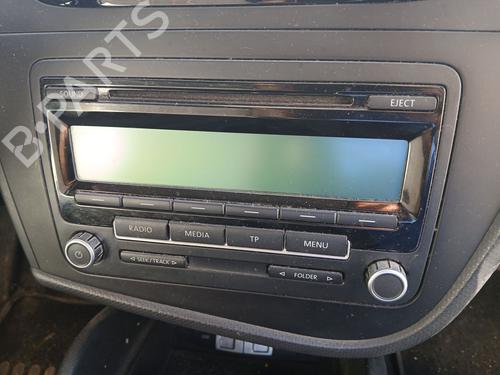 Used Radio SEAT LEON (1P1) 1.6 TDI (105 hp) 27199207