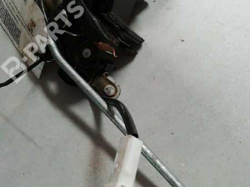 Tailgate lock KIA SORENTO I (JC) 2.5 CRDi 4WD | BP4200615C101 