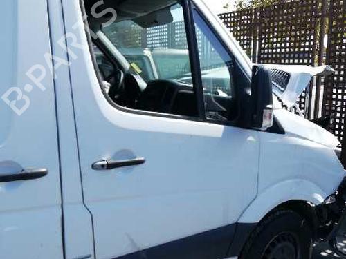 Used Right front door MERCEDES-BENZ SPRINTER 3,5-t Van (B906) [2006-2020]  15549436