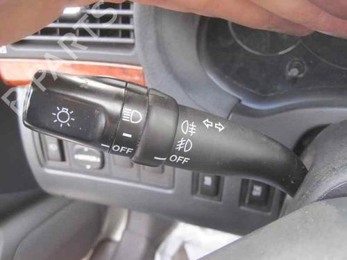 Middle console TOYOTA AVENSIS (_T25_) 2.0 D-4D (CDT250_, CDT250R) | BP11683894I22 