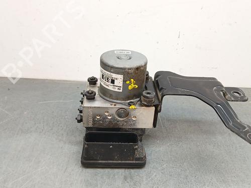 Used ABS pump KIA CARENS IV 1.7 CRDi (116 hp) 29160597