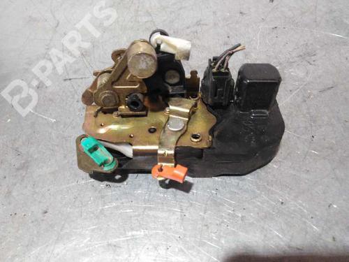Used Front left lock CHRYSLER VOYAGER IV (RG, RS) 2.8 CRD (150 hp) 4478082