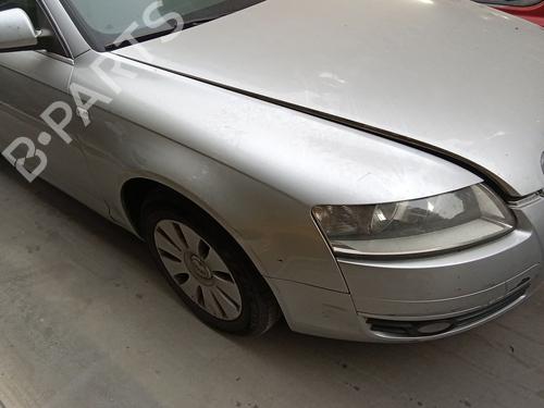 Parafango anteriore destro Parafango anteriore destro AUDI A6 C6 (4F2) 2.0 TDI (140 hp) 37641370 37641370