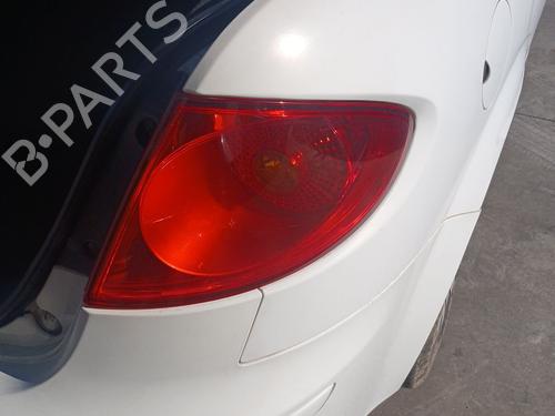Używane Lampa tylna prawa SEAT TOLEDO III (5P2) 1.9 TDI (105 hp) 31248498