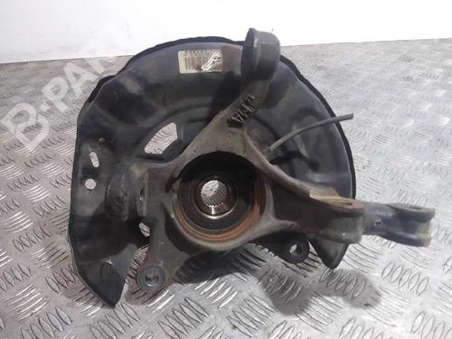 Used Left front steering knuckle TOYOTA YARIS (_P13_) 1.3 (NSP130_, NSP130) (99 hp) 11221543