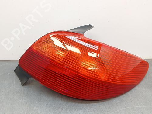 Used Right taillight PEUGEOT 206 Hatchback (2A/C) [1998-2012]  28356362