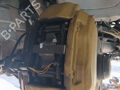 Used Right front brake caliper MERCEDES-BENZ S-CLASS (W220, V220) S 320 (220.065, 220.165) (224 hp) 29972590