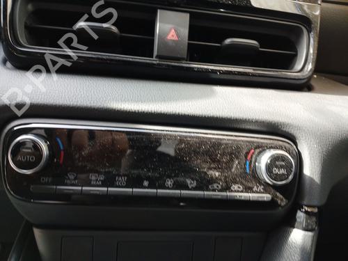 Commande Chauffage TOYOTA YARIS (_P21_, _PA1_, _PH1_) 1.5 Hybrid (MXPH11) (92 hp) 27270278
