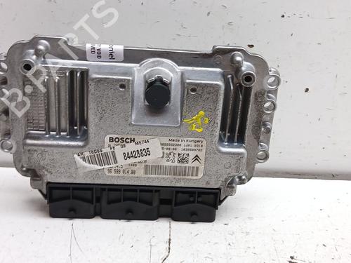 Used Engine control unit (ECU) Engine control unit (ECU) PEUGEOT 307 CC (3B) 1.6 16V (110 hp) 35726169 35726169