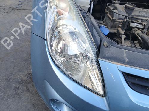 Used Right headlight HYUNDAI i20 I (PB, PBT) 1.2 (78 hp) 30900081