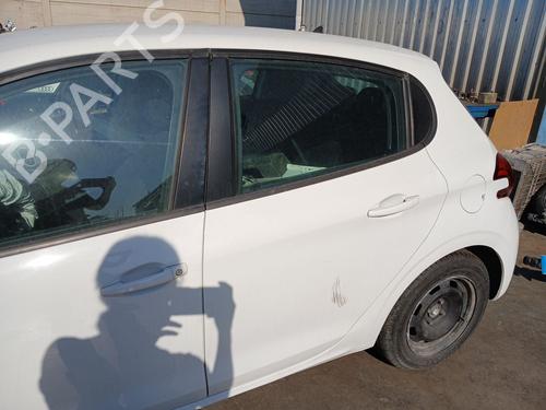 Left rear door PEUGEOT 208 I (CA_, CC_) 1.2 GPL 9802969780