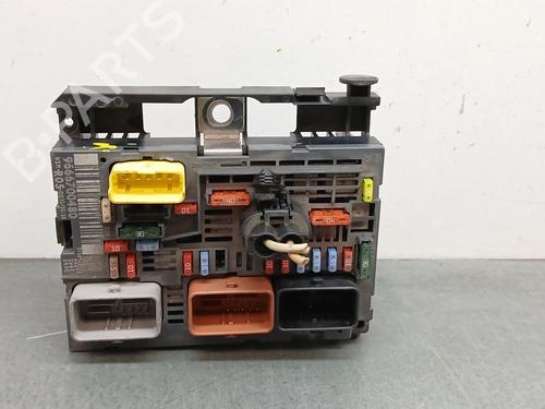 Used Fuse box CITROËN C4 Coupe (LA_) 1.6 HDi (90 hp) 28731335